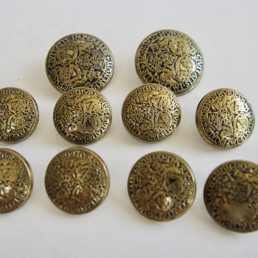 Oscar de la Renta Blazer 10 Button Set Gold Filigree Lions Shield Latin Phrase